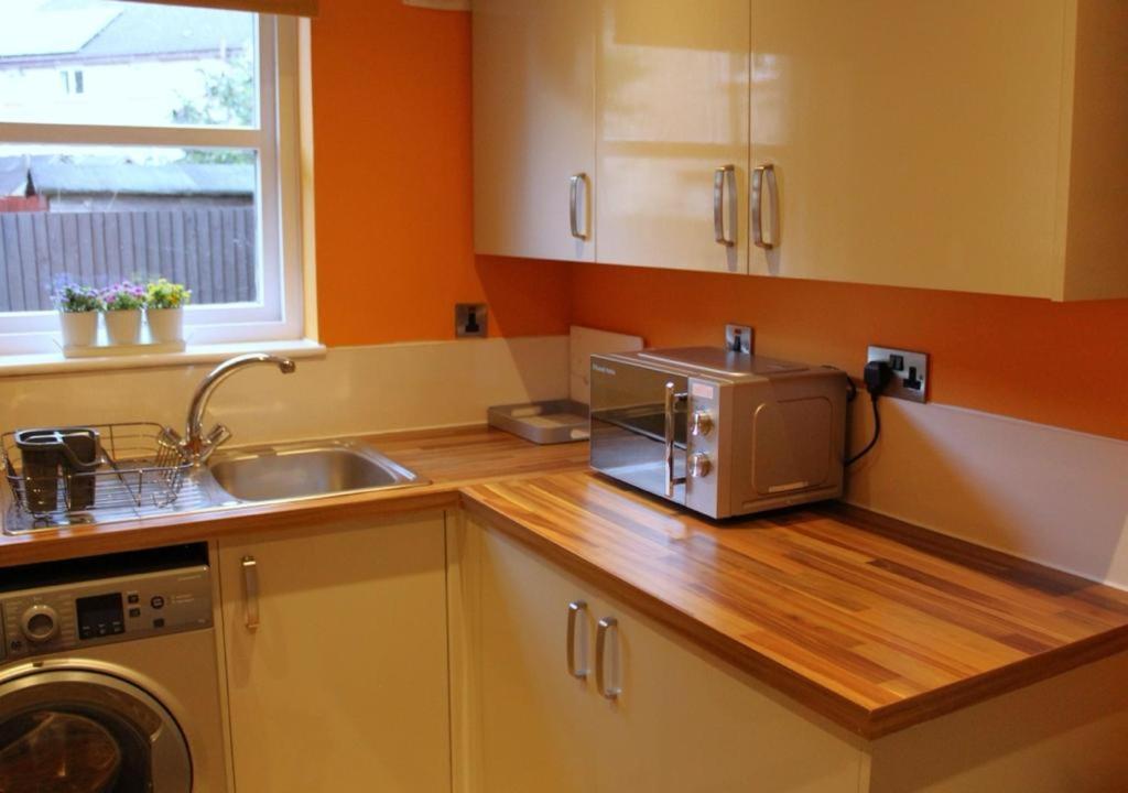 Cheery Craigie Ground Floor Apartment Perth Exteriör bild